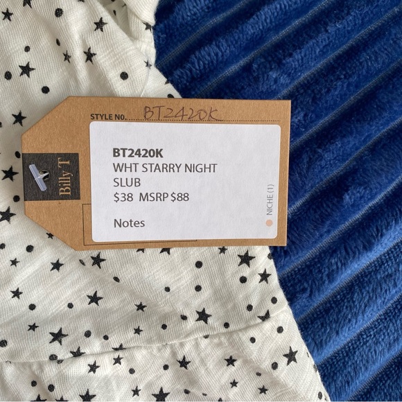 Women’s Billy T Ivory Starry Night V-Neck Long Sleeve Knit Peplum Top Small NWT - Picture 4 of 6